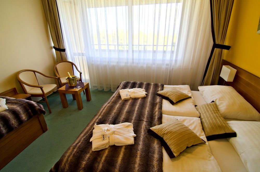 Kontakt Wellness Hotel Tatranská Lomnica Eksteriør billede