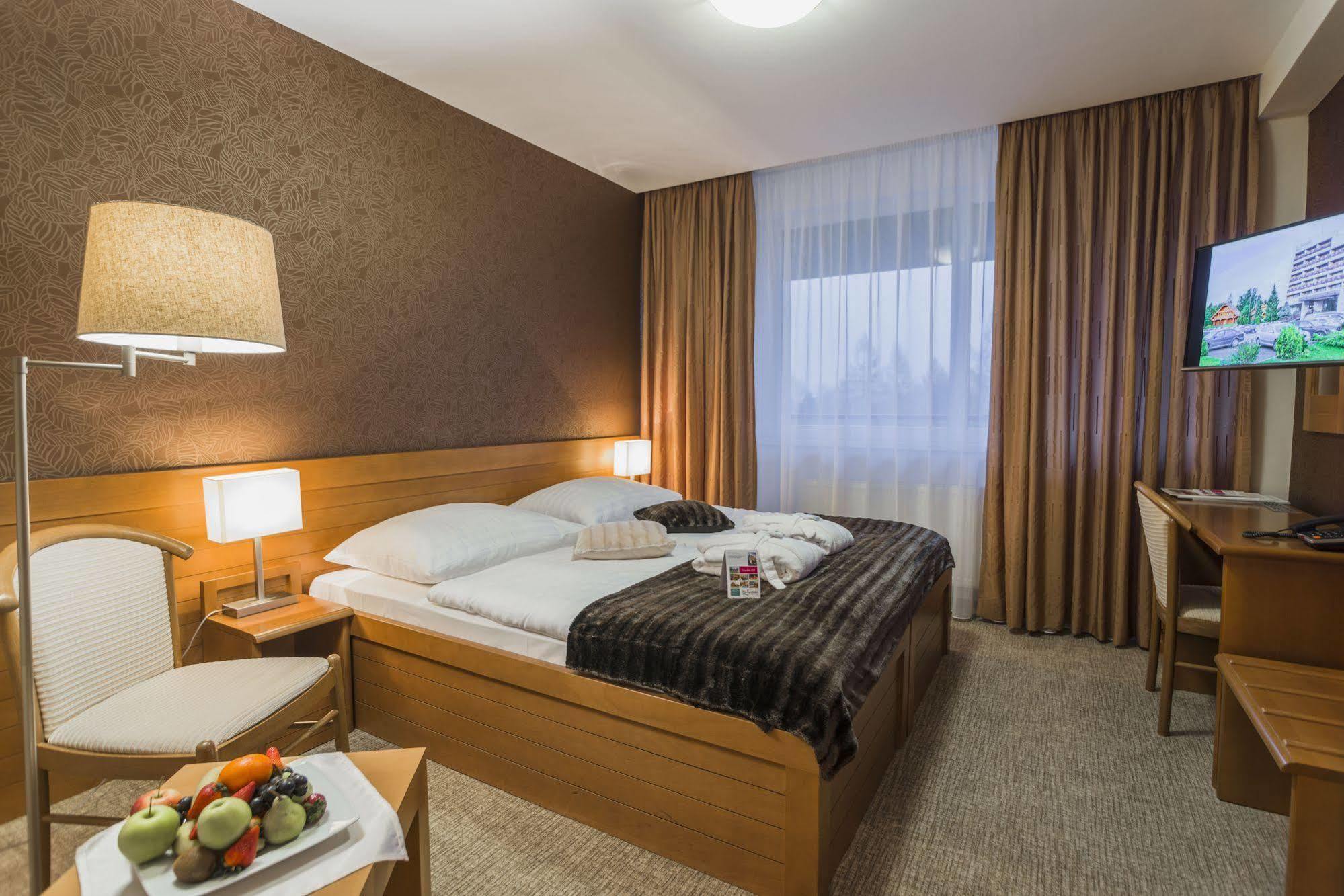 Kontakt Wellness Hotel Tatranská Lomnica Eksteriør billede